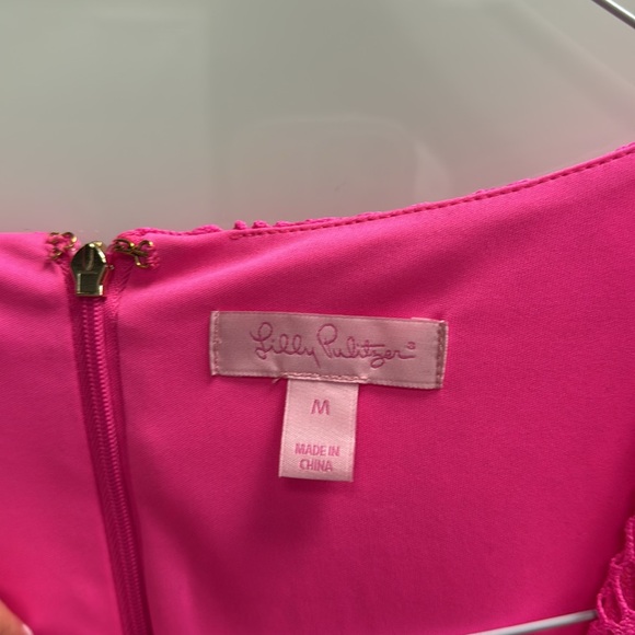 Lily Pulitzer Size Medium Hot Pink Wrap Lace Dress w/ Skort Bottom - like NEW 💖 - Picture 5 of 6